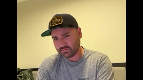 Snapshot of njerseydude82 chatting on September 30, 3:34 am Jason online show from September 30, 3:34 am