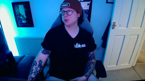 BNate93 online show from December 9, 7:13 pm