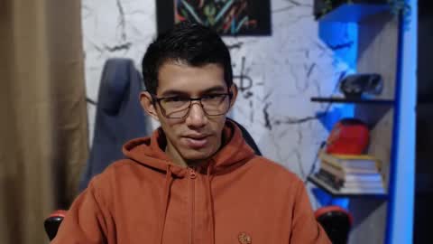 Snapshot of noah_89r chatting on March 6, 10:41 am Sebastian online show from March 6, 10:41 am