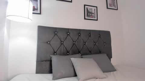 noah_johes online show from March 31, 3:08 am