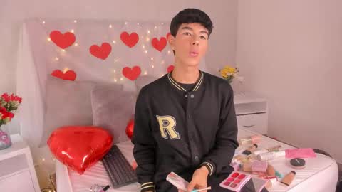 NOAH online show from February 18, 12:03 pm