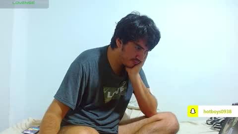 noah_meyer_ online show from September 19, 5:52 am