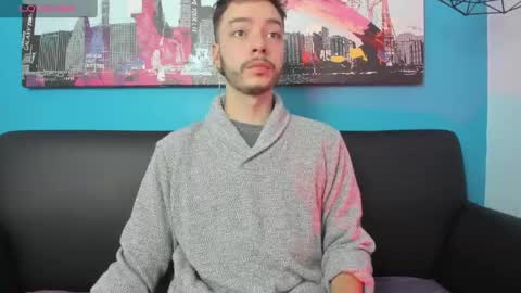 Snapshot of noah_ricci_ chatting on January 2, 12:24 pm online show from January 2, 12:24 pm