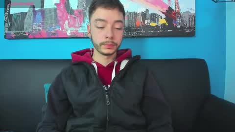 Snapshot of noah_ricci_ chatting on December 31, 11:09 am online show from December 31, 11:09 am