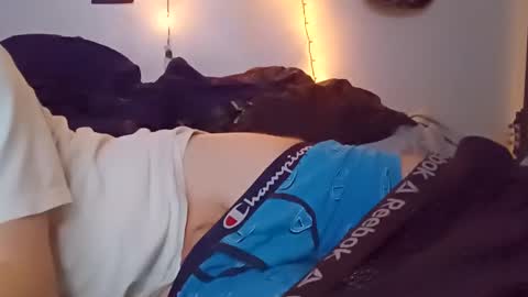 Noah Wesley online show from December 15, 9:03 am