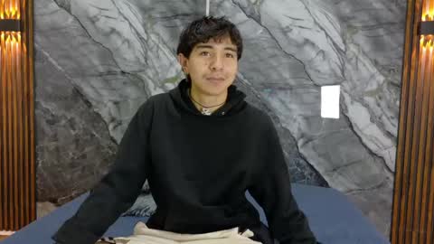    online show from May 18, 11:05 am