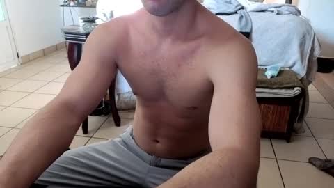 nobudget06 online show from February 19, 3:16 pm