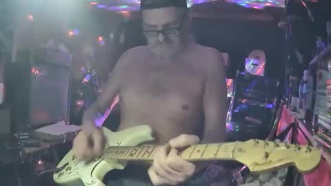 notflamingfart online show from February 19, 6:26 pm