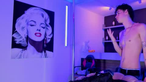 Nova Salvatore online show from March 26, 3:10 am