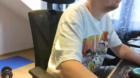 Snapshot of numlove chatting on September 11, 10:36 am Slave for Mistress and Master online show from September 11, 10:36 am