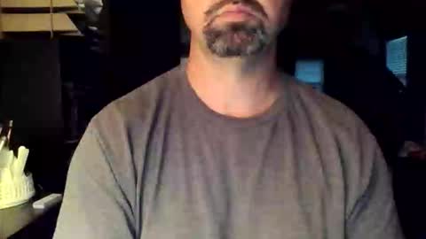 nvrenuff1979 online show from December 19, 12:35 pm