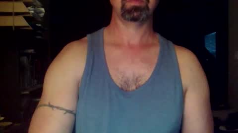 nvrenuff1979 online show from March 10, 11:38 am