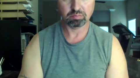 nvrenuff1979 online show from November 5, 12:40 pm