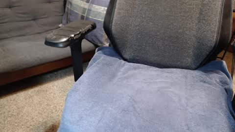 obscureview online show from April 12, 3:09 am