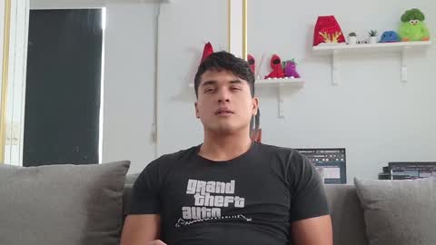 Snapshot of octavio_quinn chatting on December 19, 3:19 pm OCTAVIO QUINN online show from December 19, 3:19 pm