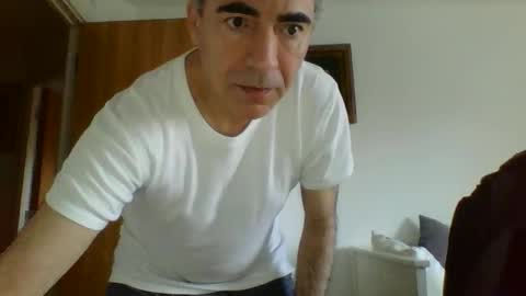 oelmabruk70 online show from November 24, 9:32 am