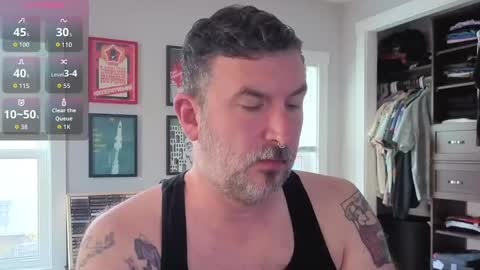 Office Dad online show from October 24, 8:10 pm