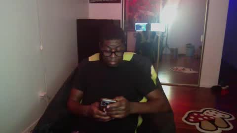 Money online show from December 7, 1:48 am