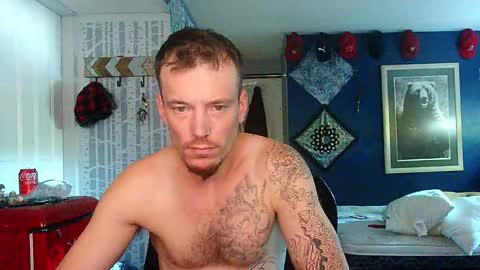 Snapshot of oh_you_know69 chatting on October 13, 9:43 pm who dares toss me some tips lets have fun online show from October 13, 9:43 pm