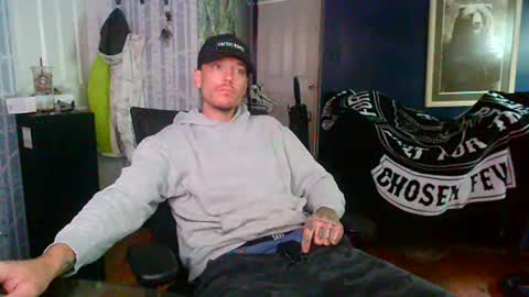 who dares  toss me some  tips lets have fun online show from July 8, 3:05 pm