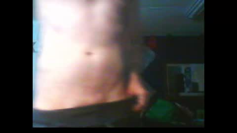 Snapshot of oh_you_know69 chatting on February 4, 3:54 am who dares toss me some tips lets have fun online show from February 4, 3:54 am