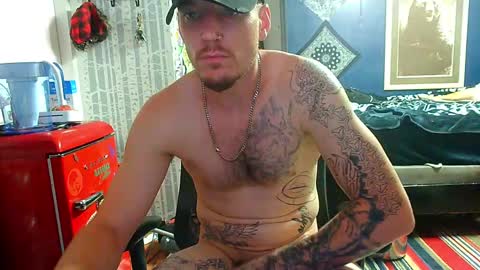 Snapshot of oh_you_know69 chatting on October 5, 10:58 pm who dares toss me some tips lets have fun online show from October 5, 10:58 pm