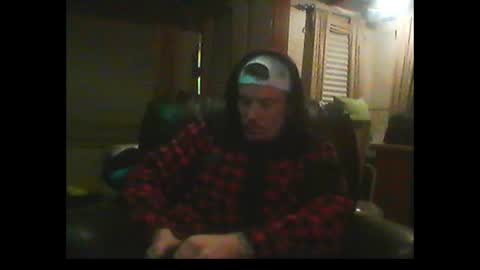 Snapshot of oh_you_know69 chatting on February 1, 3:30 am who dares toss me some tips lets have fun online show from February 1, 3:30 am