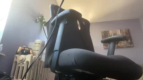 bbygtbckkk online show from March 2, 3:42 pm