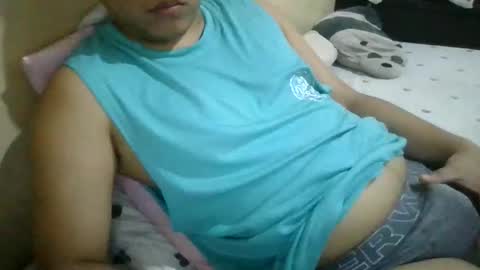 ohyeah006 online show from June 1, 4:13 am