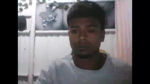 ojos_claross online show from April 15, 10:15 am