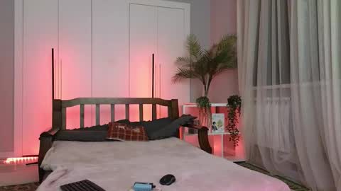 Ami online show from November 29, 1:46 pm