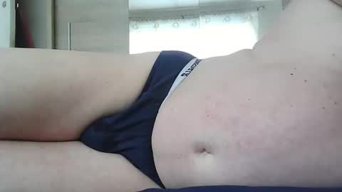 Snapshot of oldbisubmale chatting on October 31, 9:12 am bisubmale online show from October 31, 9:12 am