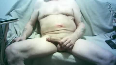 oldercock1411 online show from April 1, 6:16 pm