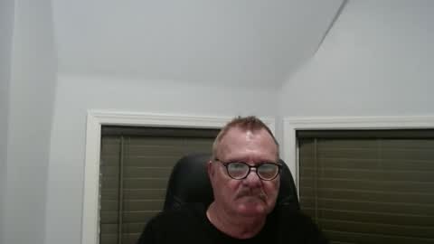 oldguybigd online show from April 25, 6:16 am