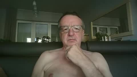 oldtimer160162493 online show from May 22, 5:40 pm