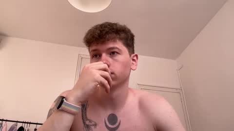 Snapshot of oliver_and_thomas chatting on September 16, 11:33 am Oliver and Thomas online show from September 16, 11:33 am