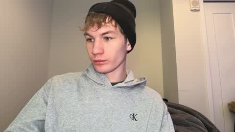 Snapshot of oliver_beck chatting on February 2, 7:14 pm Oliver Beck online show from February 2, 7:14 pm