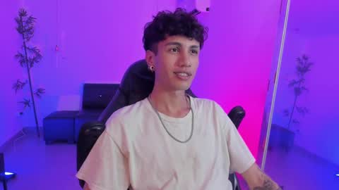 Oliver fast online show from December 5, 6:32 am