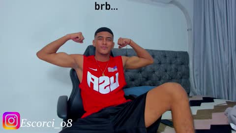 oliver_smith_2 online show from February 28, 3:22 pm