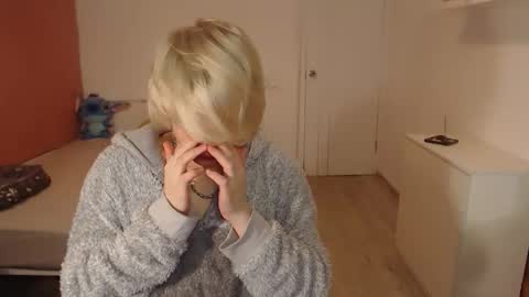 Oliver online show from November 30, 2:35 am