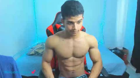 Snapshot of oliver_thompsson chatting on February 5, 8:57 pm oliver thompsson online show from February 5, 8:57 pm