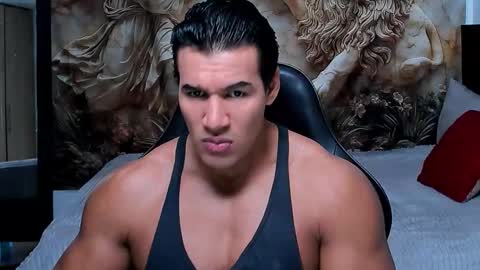 oliver_tommy online show from December 3, 12:22 pm