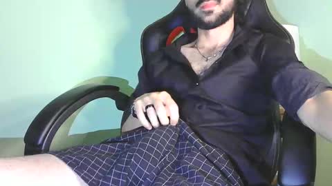 Oliver online show from February 12, 2:24 am