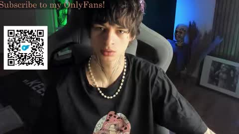 oliverrgroove online show from November 19, 5:18 am