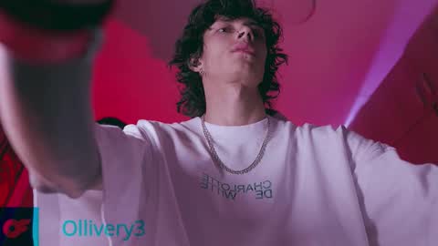     online show from November 20, 12:32 am