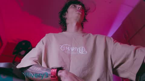     online show from November 14, 2:59 am