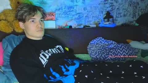 Tony online show from December 19, 7:40 pm