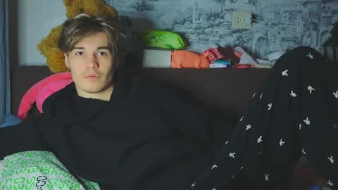 Tony online show from December 24, 9:11 pm