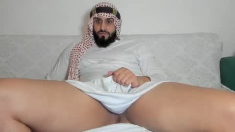 Omar online show from December 2, 9:29 pm