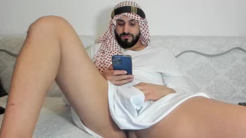 Omar online show from December 9, 10:15 pm